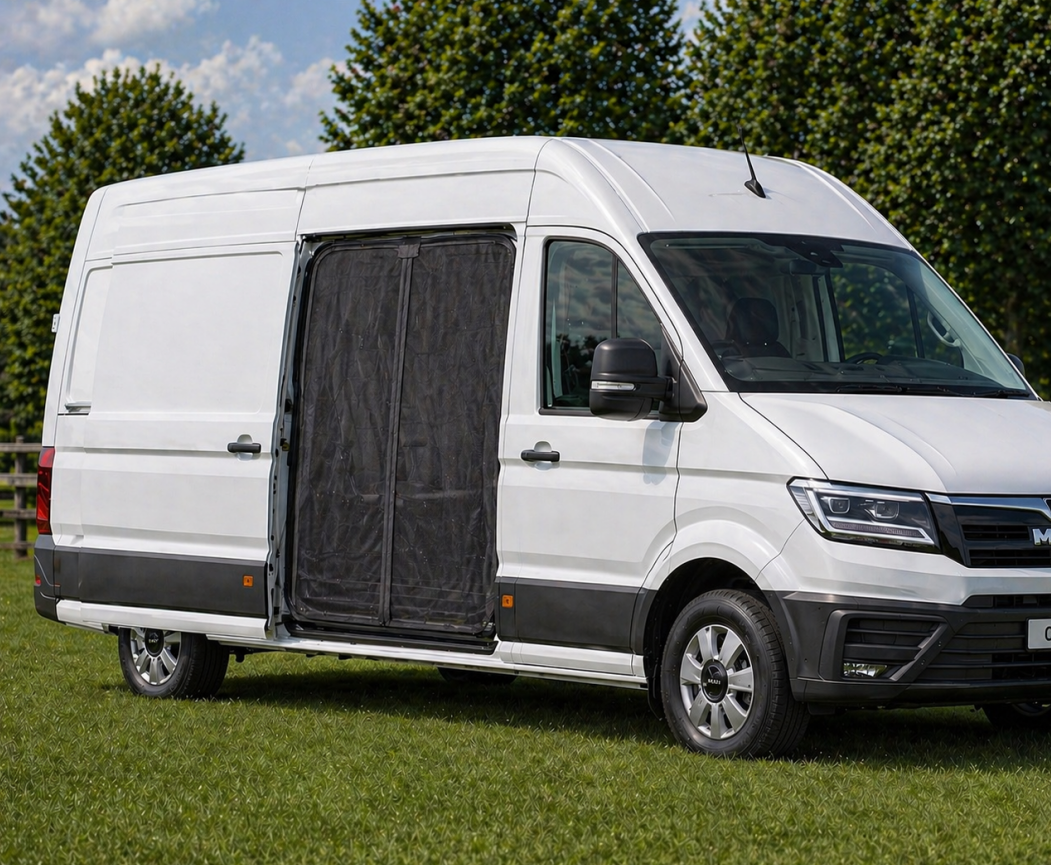 Magnet-Fliegengitter-MAN-Crafter-ab-2017-Wohnmobil-Zubehoer-MB-Luxury